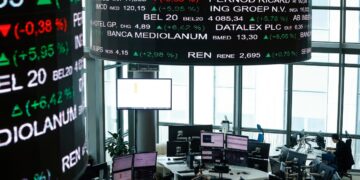 Spread Btp-Bund stabile a 81 punti, i mercati premiano l’Italia nei giorni delle aste dei Btp