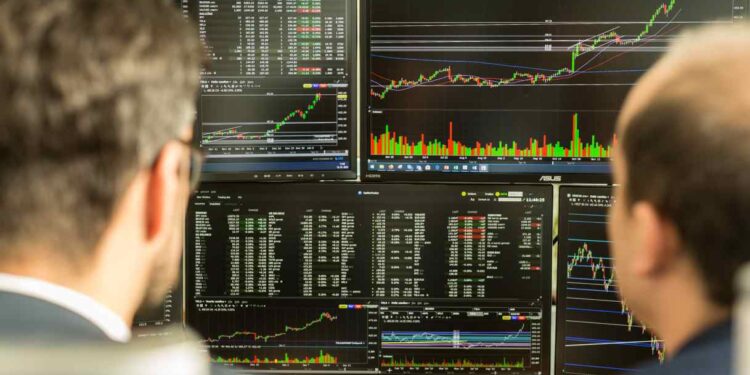 Borse: finale di settimana con sprint sulla distensione in Medio Oriente