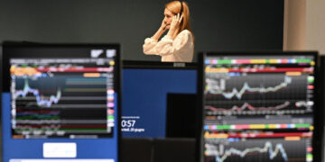 Lo spread tra Btp e Bund chiude in calo a 80 punti