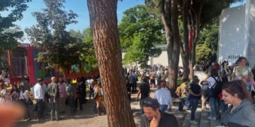 Visitatori boom all’apertura al pubblico della Biennale arte, al via Leoni dei Visitatori