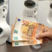 Crisi energetica, aumenti fino a 2.270 euro a famiglia: avvertimento del Fmi