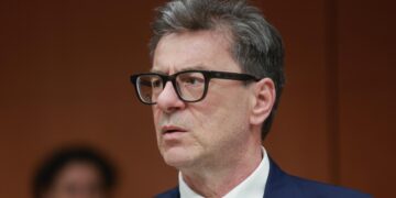 Fondi della Difesa contro la crisi energetica, la proposta dell’Italia bocciata dall’Ue