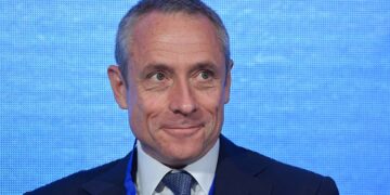 Poste Italiane: primo trimestre in crescita e guidance 2026 rivista al rialzo