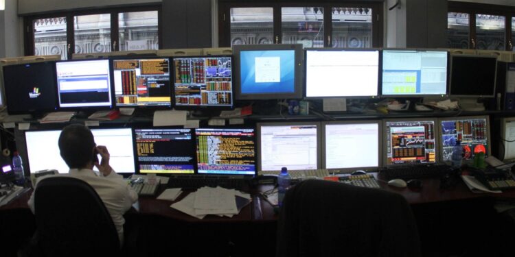 Spread Btp-Bund a 75 punti, dalle aste 17,5 miliardi di euro: i rendimenti
