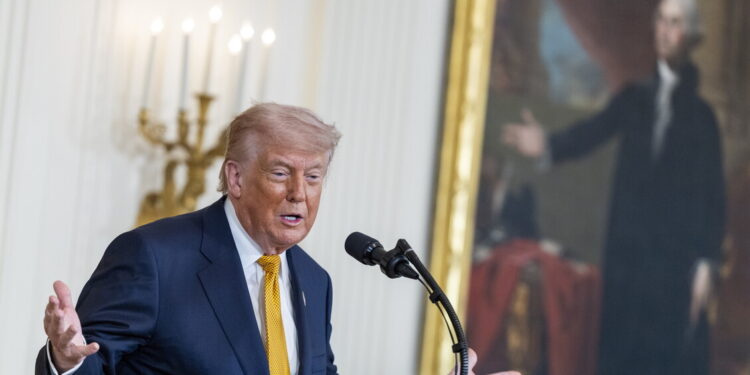 Trump, attacchi a Iran solo un ‘colpetto’, tregua resta in vigore