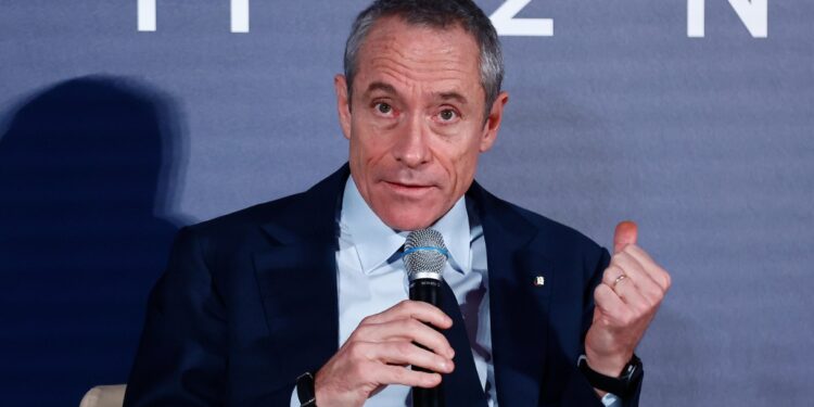 Poste Italiane, utile netto a 817 milioni nel primo trimestre 2026: ricavi su dell’8%