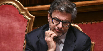Giorgetti: ‘Estendere le deroghe del Patto sulla difesa anche al caro-energia’