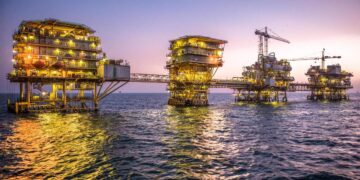Saudi Aramco: utili in crescita a doppia cifra con crisi Golfo