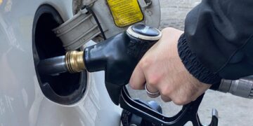 Taglio accise prorogato fino al 22 maggio: quanto costeranno  benzina e gasolio