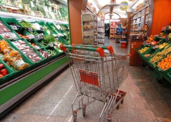 Fiducia in crescita, più ottimisti consumatori e imprese ma pesa ancora l’effetto vacanze
