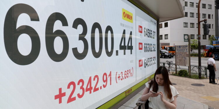Borsa: Tokyo, apertura in rialzo (+0,69%)