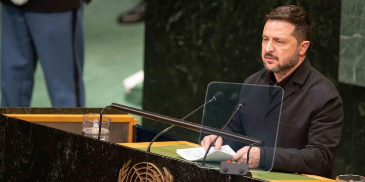 Ucraina, il discorso di Zelensky all’Onu: “Putin paziente zero, non sa vivere senza guerra e va fermato”