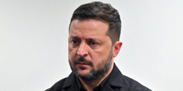 Zelensky, ‘aumenteremo gli attacchi alle raffinerie russe in risposta all’escalation’