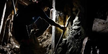 Costa Rica, il Parlamento approva legge contro l’estrazione mineraria illegale