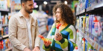 Classe media al discount: perché gli italiani cambiano modo di spendere