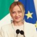Sondaggi politici, Fratelli d’Italia primo partito: centrodestra avanti sul campo largo. Pd arretra