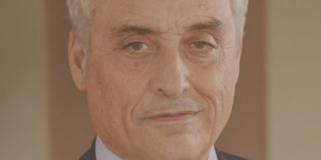 ‘I dieci anni che hanno sconvolto il mondo’, l’ambasciatore Massari: “Vecchio ordine sgretolato, interregno verso il nuovo”